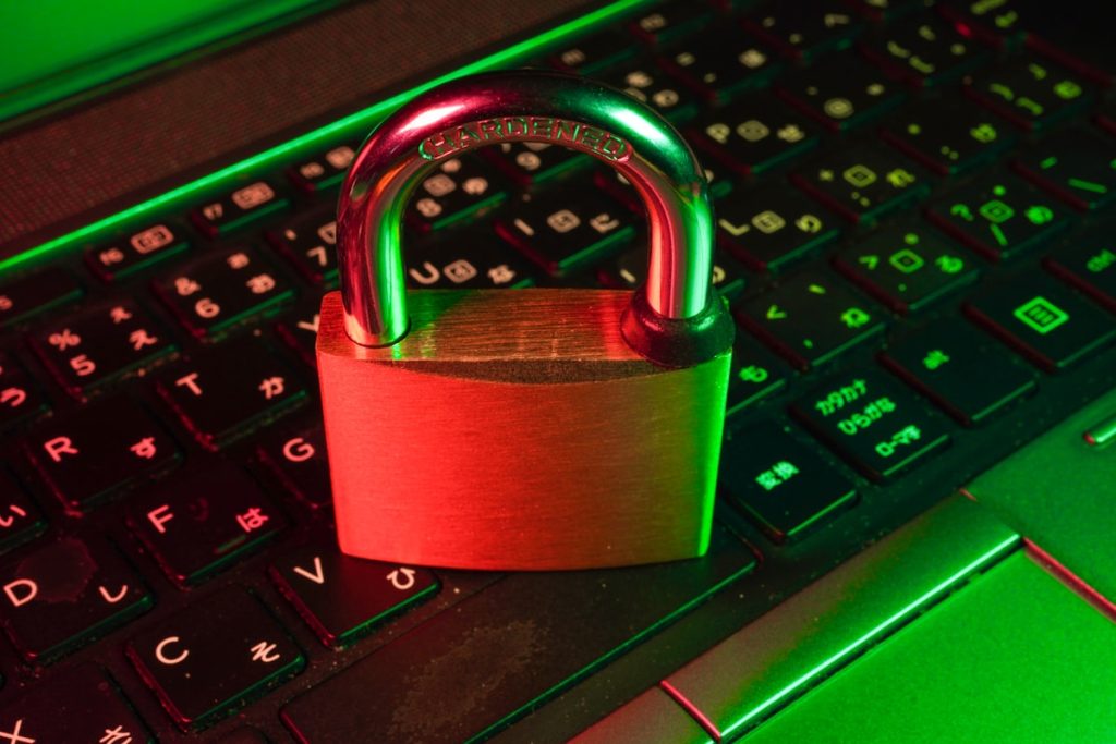 Hosting administrator resolving expired cPanel license on server dashboard