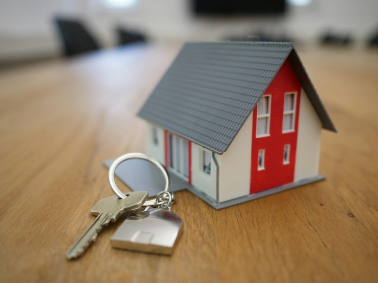 Real Estate Teams: Host Every Agent Site on a $4.50 cPanel Reseller License (2026)
